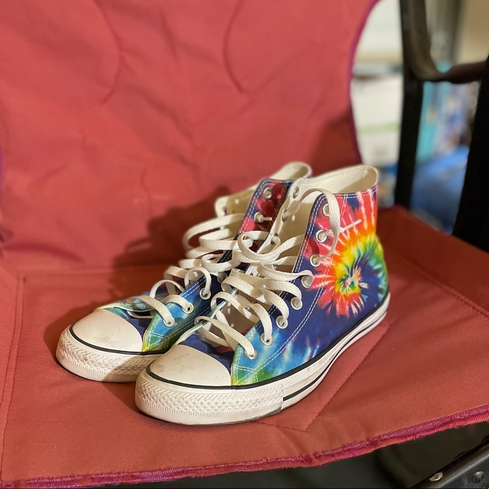 Men’s 10 Converse All Star tie dye
